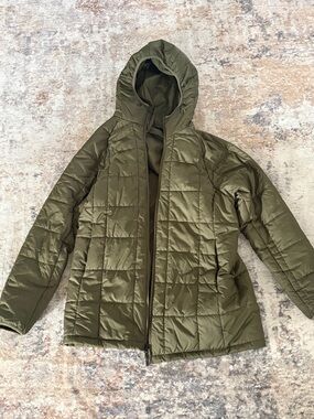 Women’s Olive Green Hooded Puffer Jacket